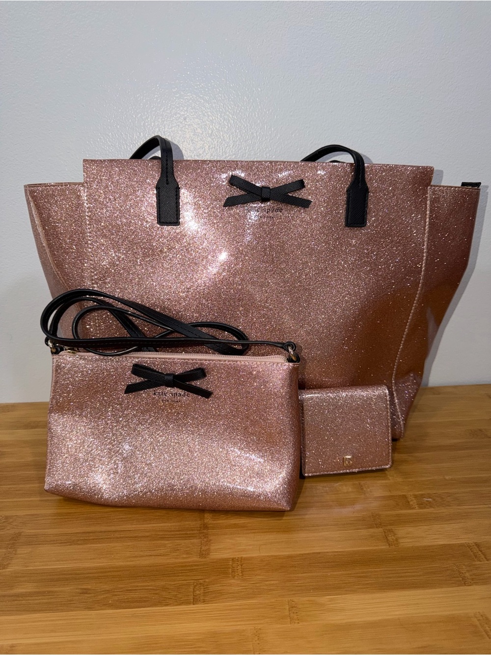 ✨ Kate Spade NY Tote Set – Rose Gold Glitter w Matching Crossbody & Wallet ✨